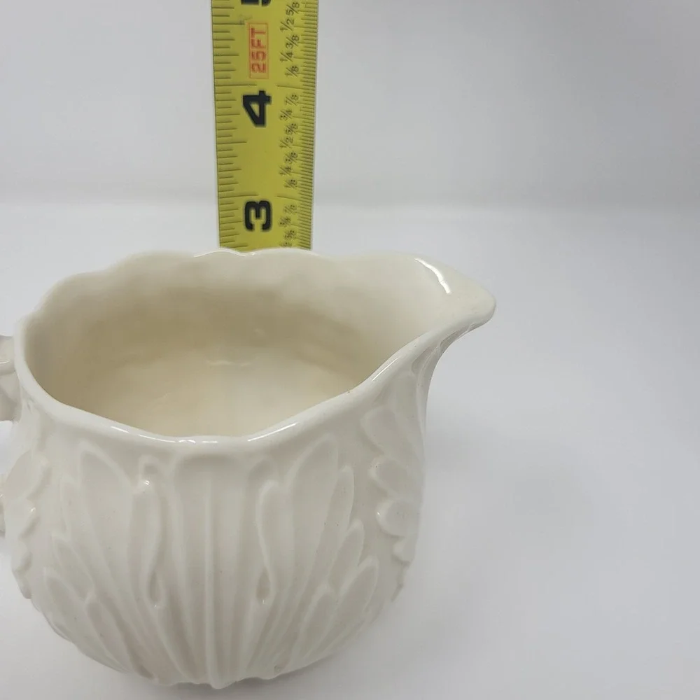 Lenox‎ Cottage Collection creamer ivory embossed acanthus Leaf No Trim